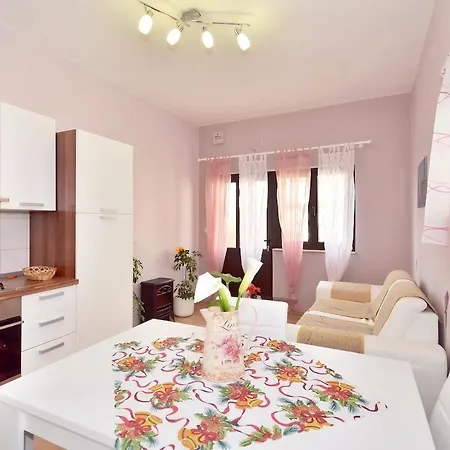 Apartamento La-le-100m From New