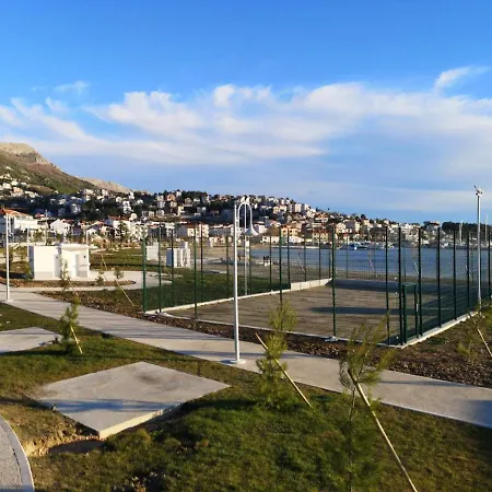 La-le-100m From New Апартаменти *